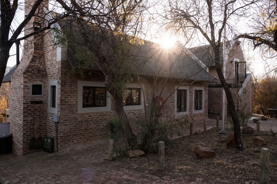 8 Bedroom Property for Sale in Parys Free State